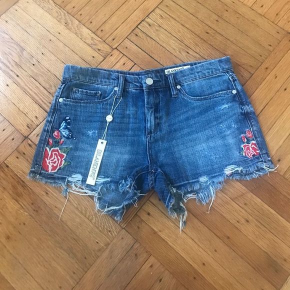 Blank NYC Pants - BLANK NYC EMBROIDERED ROSE JEAN SHORTS SIZE 27